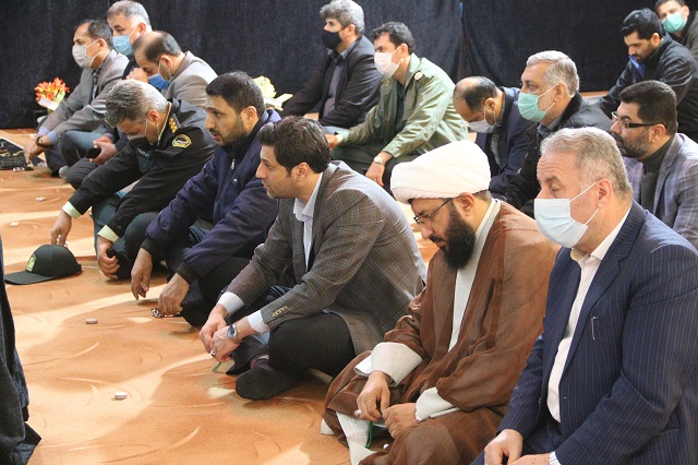 گلباران مزار شهدای شهرستان لاهیجان به مناسبت  هفته بسیج